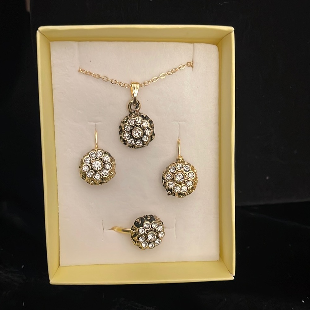 Necklace Earrings Ring